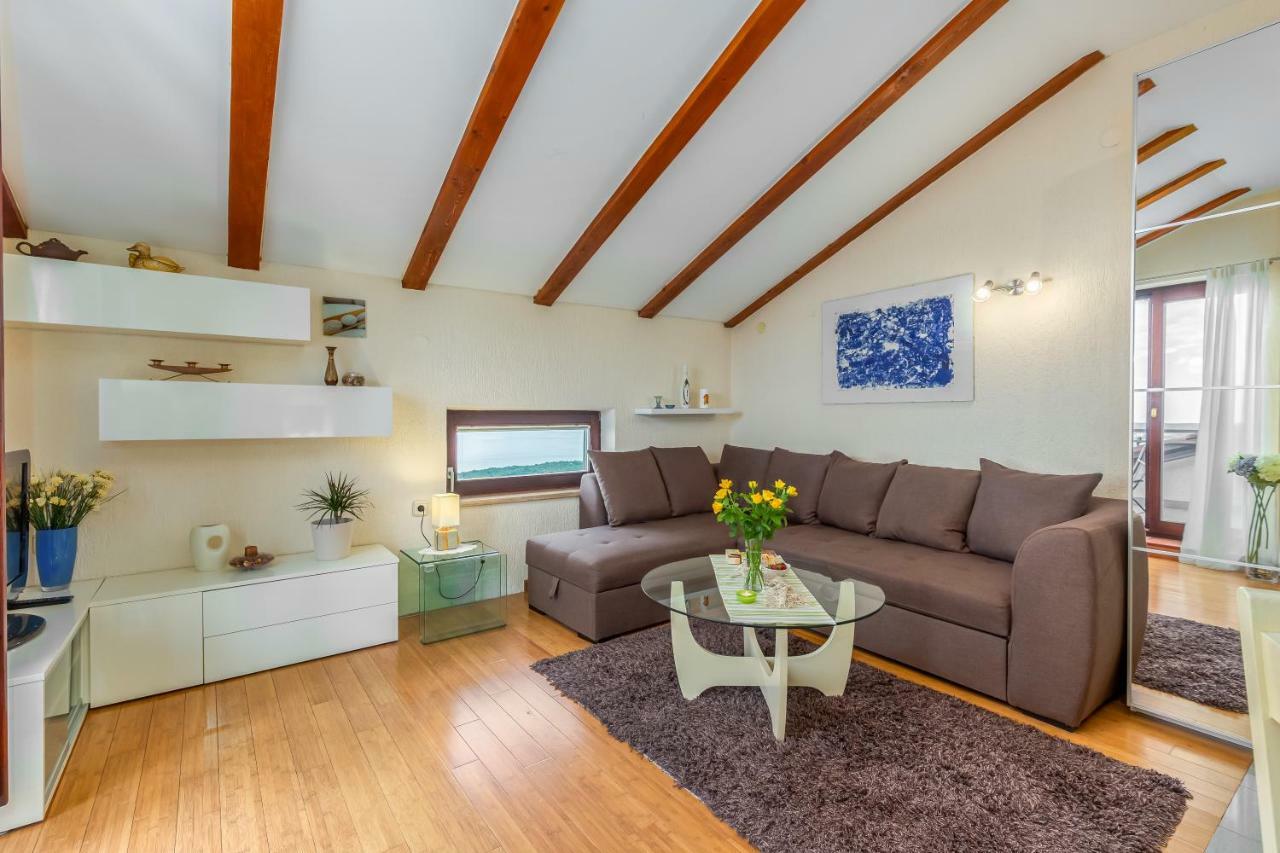Korina Apartman Kostrena Kültér fotó